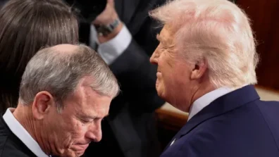 ترمب يطالب بقانون يعاقب «القضاة المارقين»