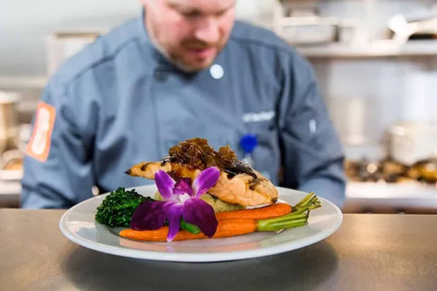 حيلة يومية بسيطة… تكرار الوجبات قد يساعد على فقدان الوزن