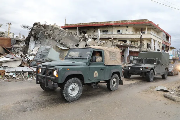 إعادة تموضع للجيش والأمن اللبنانيين بالجنوب لتجنب الوجود على تماس مع الإسرائيليين