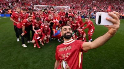 محمد صلاح يحفر اسمه بين أعظم مهاجمي «الدوري الإنجليزي»