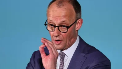 ميرتس: الجيش الألماني يمكن أن يشارك في إزالة الألغام من مضيق هرمز