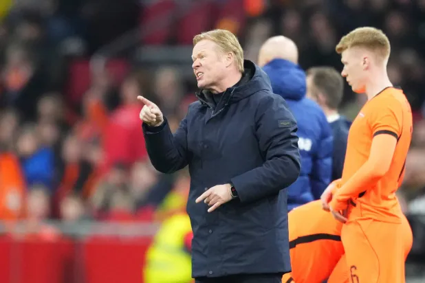 كومان يشيد بأداء لاعبي هولندا