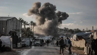 مقتل 6 أشخاص في غارتين إسرائيليتين على نقطتي تفتيش في غزة