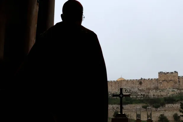 إسرائيل تعرقل طقوس «الفصح» في «كنيسة القيامة»… وإدانات دولية واسعة