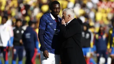 ديشان: ساق أوليسي كادت أن تكسر أمام كولومبيا بسبب غياب «الفار»