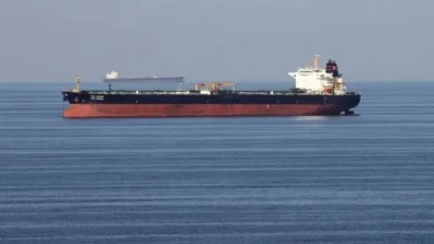 «معهد البترول الأميركي»: الحل الوحيد لارتفاع أسعار النفط إعادة فتح مضيق هرمز