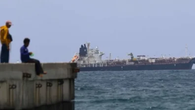 ناقلة نفط روسية تصل إلى كوبا