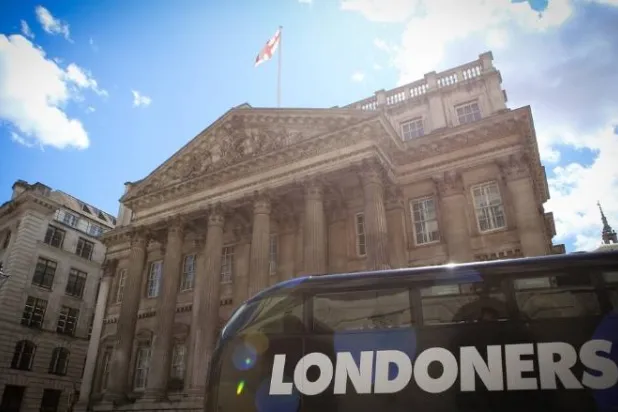 اقتصاد بريطانيا ينهي 2025 بنمو هامشي… وآفاق 2026 رهينة «حرب إيران»