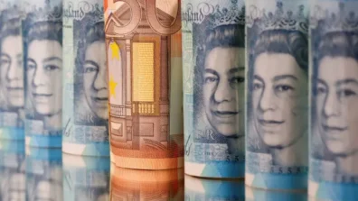 قفزة نوعية للإسترليني… الأداء الأفضل مقابل اليورو منذ أكثر من عام