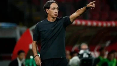 نيستا يتلقى عرضاً للعمل في طاقم دي زيربي لتدريب توتنهام