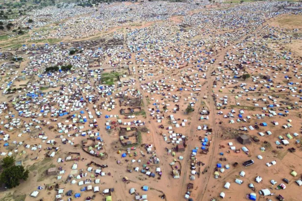 السودان يمدد فتح معبر «أدري» مع تشاد وسط ضغوط دولية