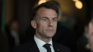 فرنسا «مندهشة» من انتقاد ترمب حظر باريس الرحلات الجوية العسكرية الأميركية