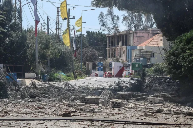 8 قتلى بغارات إسرائيلية على جنوب لبنان من بينهم مسعف