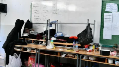 استئناف التعليم في "الرسمي": مديرون يقفزون فوق النزوح