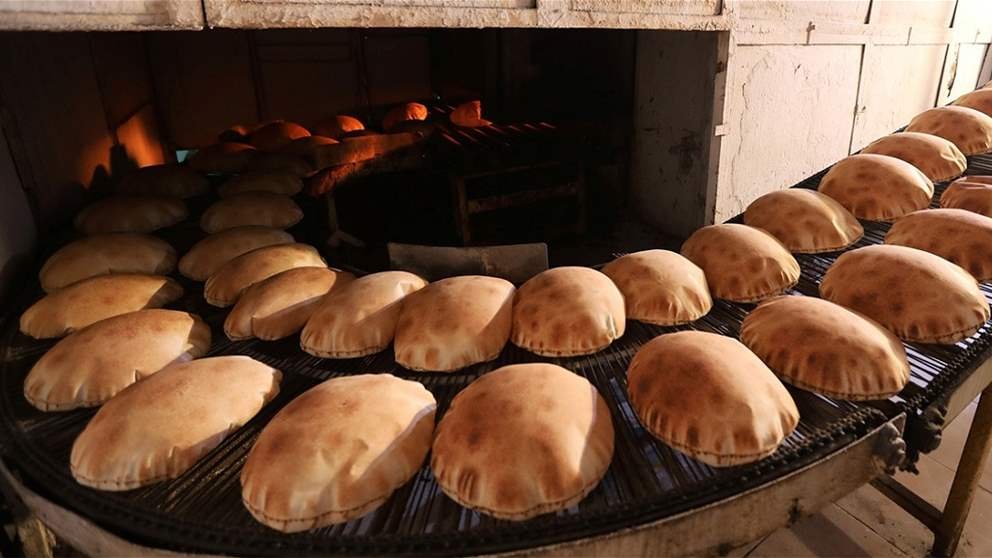 بالصورة – ارتفاع سعر ربطة الخبز