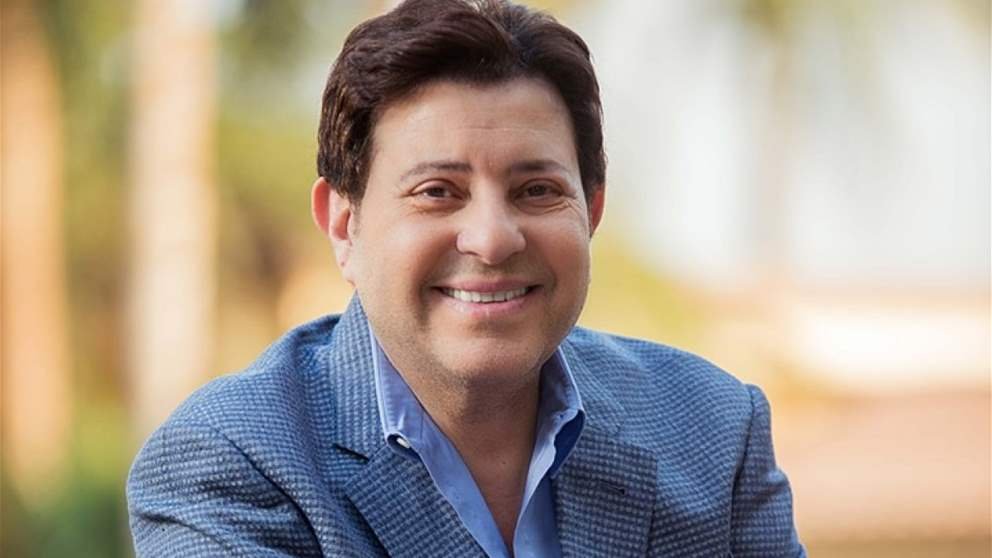 وزيرة الثقافة المصرية تطمئن الجمهور على صحة هاني شاكر