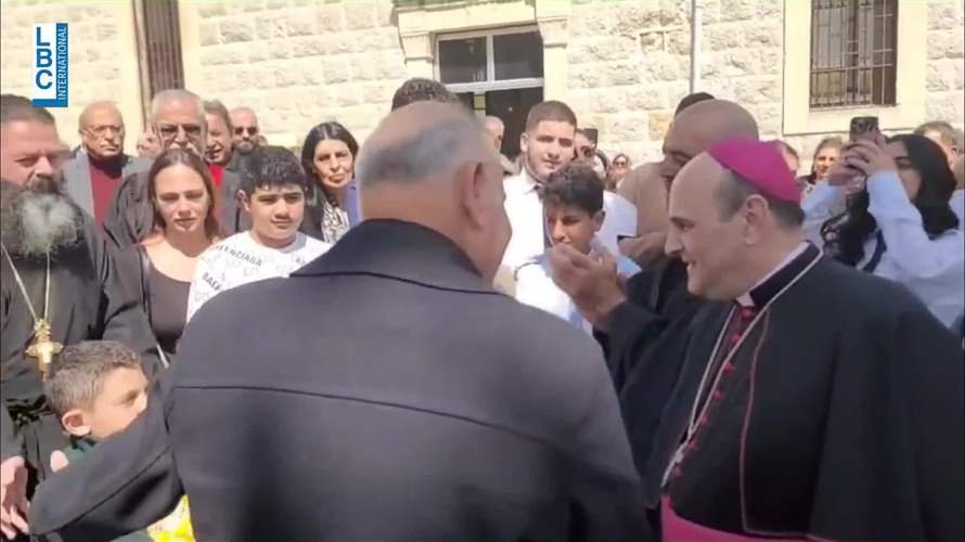 السفير البابوي جال على قرى قضاء مرجعيون وقدم التعزية باستشهاد الاب بيار الراعي