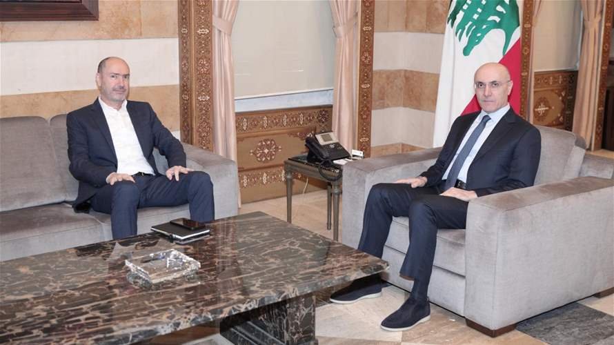 الحجار عرض وضو للأوضاع في محافظتي الحنوب والنبطية مع تصاعد الاعتداءات الإسرائيلية