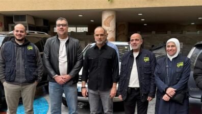 رسامني من مركز إيواء في بيروت: وحدتنا هي مصدر قوتنا