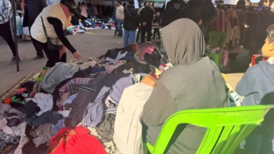 "سوق الأحد" في الحمرا… ملاذ النازحين وبضائع "على قدّ الإيد"
