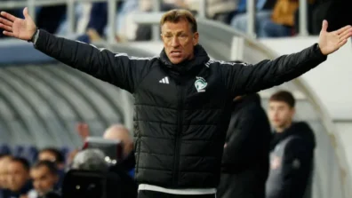 رينارد قد يستقيل من تدريب المنتخب السعودي برغبته الشخصية