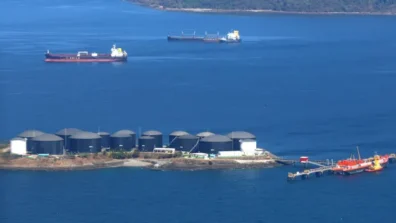 النفط يقفز فوق 106 دولارات بعد خطاب ترمب وتهديده إيران