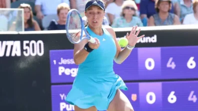 دورة تشارلستون: بيغولا تستهل حملة الدفاع عن اللقب بالفوز على بوتنيتسيفا