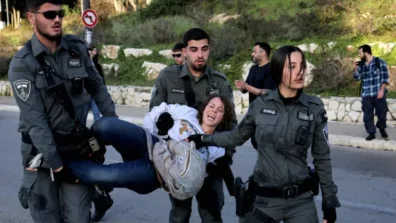 «تفجير لمكانتنا المتدهورة أصلاً»….أصوات إسرائيلية رسمية تعارض «إعدام الأسرى»