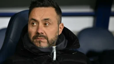 دي تشيربي مدرب توتنهام الجديد: لم أقصد التقليل من قضية العنف ضد المرأة