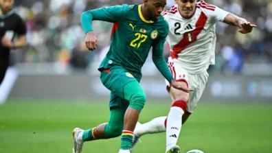 إغراءات إنجليزية تحفز مباي للرحيل من سان جيرمان