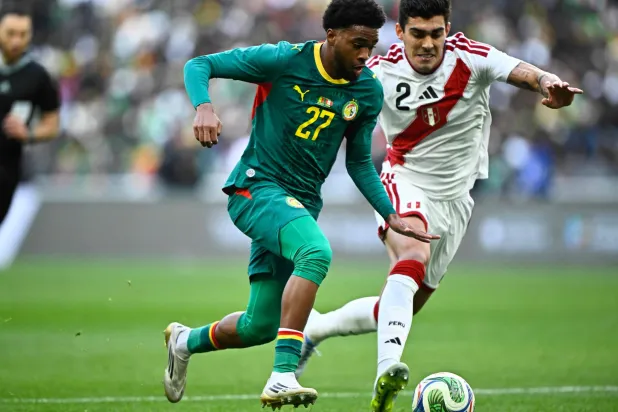 إغراءات إنجليزية تحفز مباي للرحيل من سان جيرمان