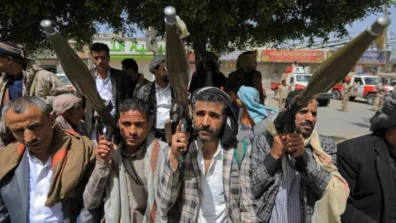 بيانات يمنية: ممارسات الحوثيين كبدت الاقتصاد خسائر فادحة