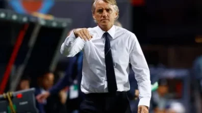 جياني ريفيرا: لا أفضل تولي مانشيني مهمة تدريب «الأتزوري»