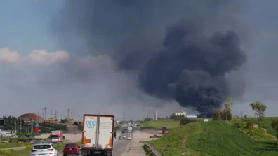 العراق يغلق معبر الشلامجة مع إيران بعد غارات قتلت عراقياً