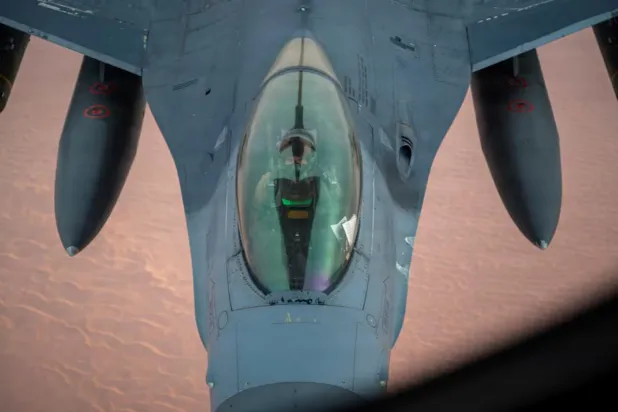 تقرير: أميركا تنشر معظم صواريخها الشبحية لاستخدامها في حرب إيران