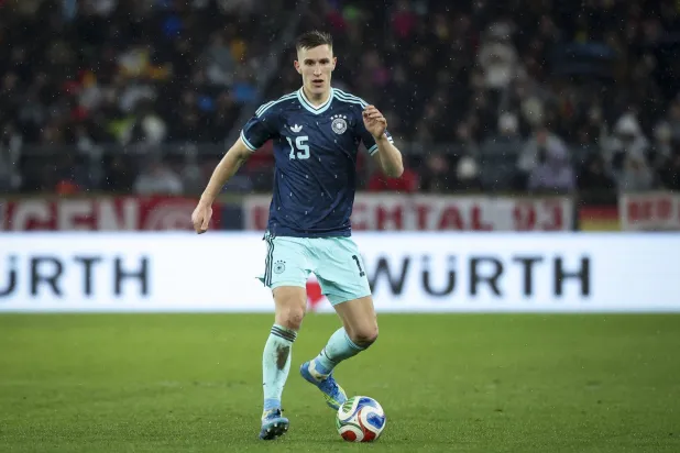 تفاصيل جديدة في أزمة تجديد شلوتربيك مع دورتموند