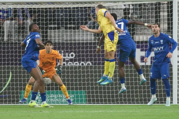الدوري السعودي: التعاون يفرمل الهلال بتعادل «مُر»