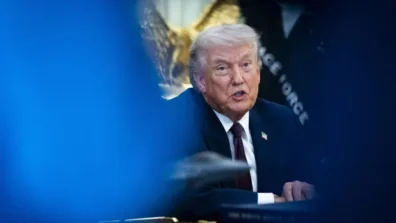 ترمب يرفع سقف تهديداته بعد عملية إنقاذ ناجحة