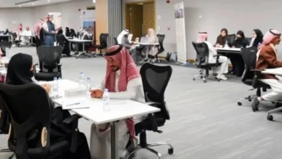 السعودية تتوسّع في التوطين بإدراج 69 مهنة إدارية مساندة بنسبة 100 %