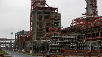 شركات التكرير الهندية تؤجل الصيانة لتأمين الطلب المحلي على الوقود