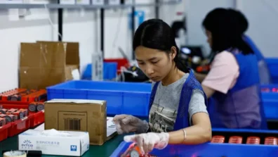 مصانع الصين تتكيف مع ترمب والتعريفات الجمركية واضطرابات الأسواق