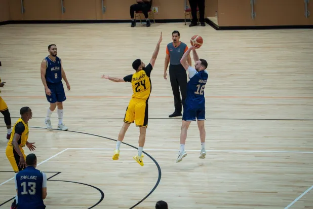 المربع الذهبي لكرة السلة: العُلا يتجاوز الاتحاد ويواجه الأهلي في النهائي