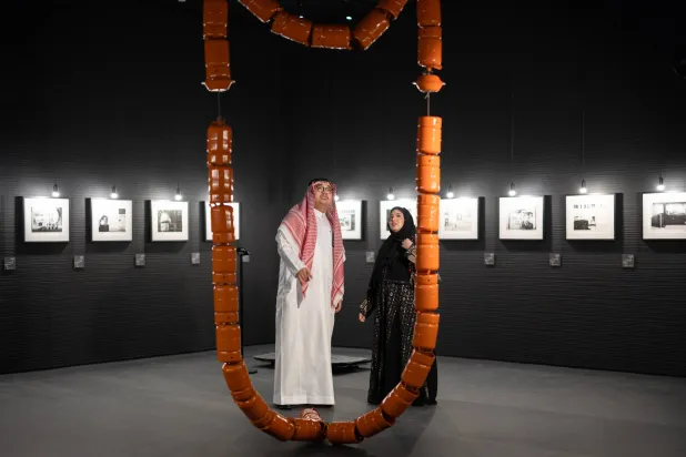 «الذهب الأسود»… متحف سعودي يستعرض تاريخ النفط بسردية فنية مبتكرة