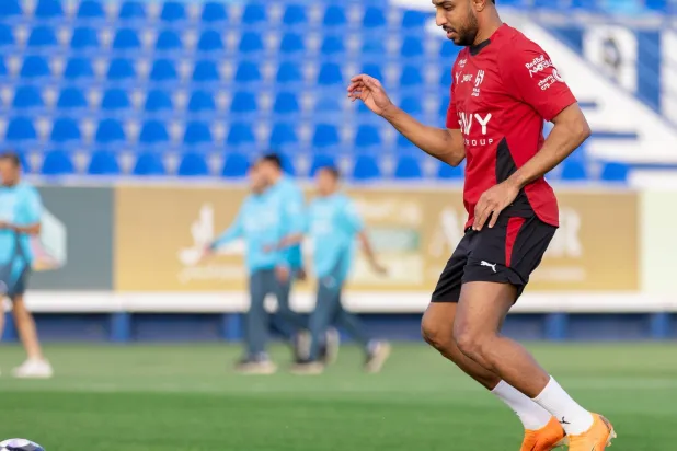الدوري السعودي: الهلال لتصحيح المسار أمام الخلود… والفيحاء يتربص بالأهلي