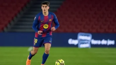 لجنة الحكام الإسبانية تنتقد عدم طرد مارتن أمام أتلتيكو