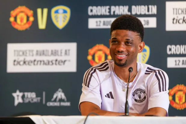 ديالو يدعم كاريك لتولّي قيادة مانشستر يونايتد بشكل دائم