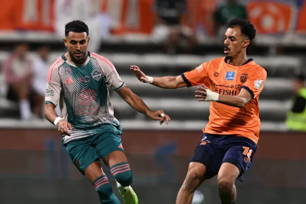 الأهلي يطالب في بيان صحافي سماع تسجيلات الحكم وغرفة الـ«VAR»