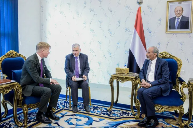 غروندبرغ يشدد على تجنيب اليمن الانجرار نحو التصعيد الإقليمي