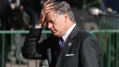 الخارجية الأميركية تستدعي سفير العراق بعد هجوم بمسيرة على منشأة دبلوماسية في بغداد