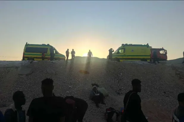 إصابة 38 شخصاً في انقلاب حافلة بصعيد مصر